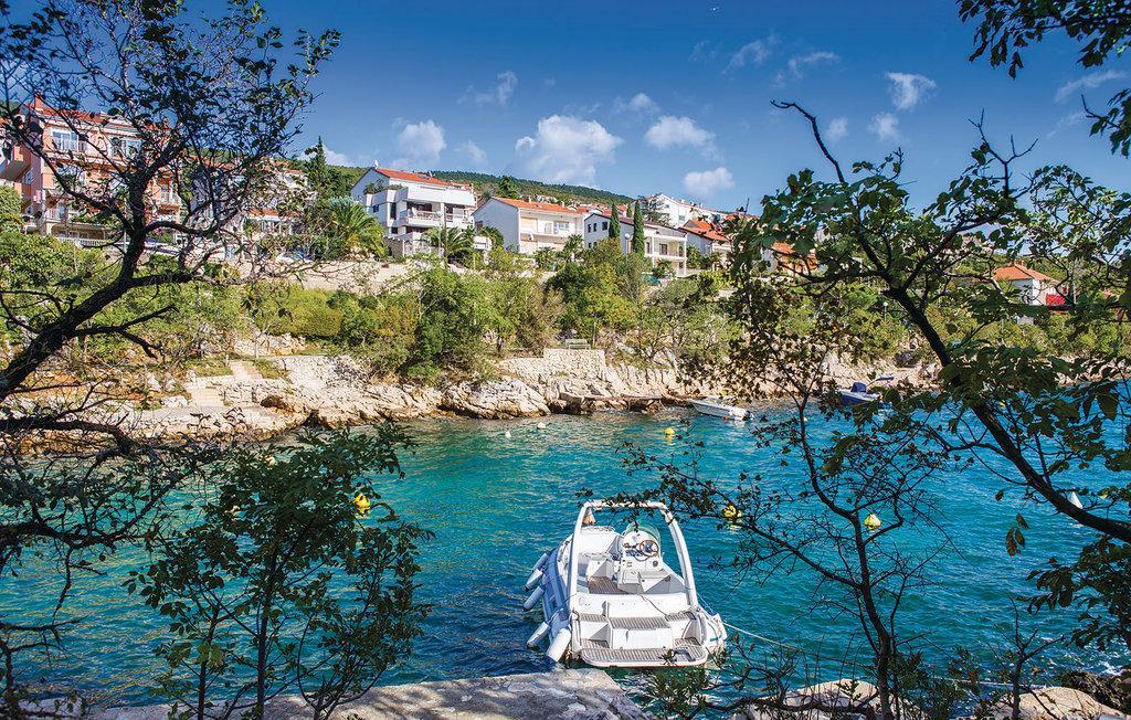 Apartments Villa Ana Dramalj Bagian luar foto