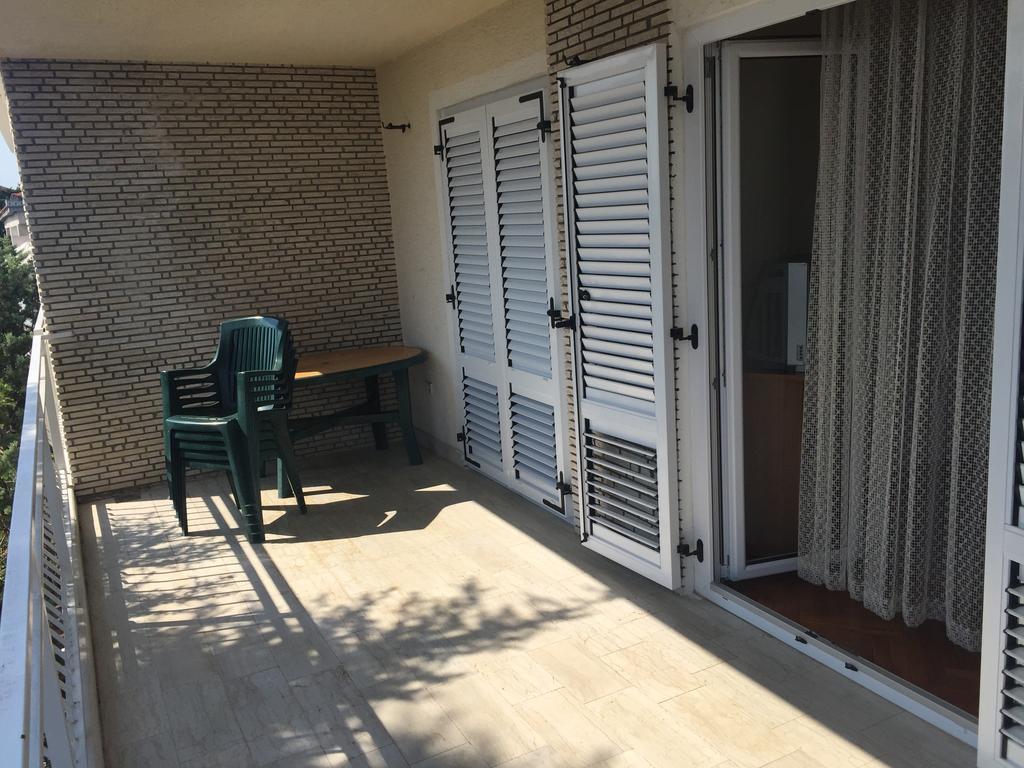 Apartments Villa Ana Dramalj Bagian luar foto